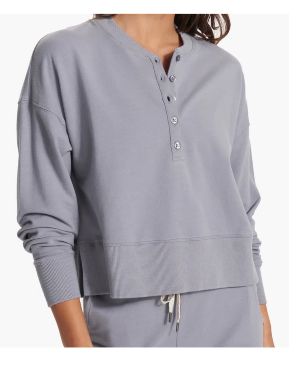 Vuori Light Gray Henley Sweatshirt Size Medium